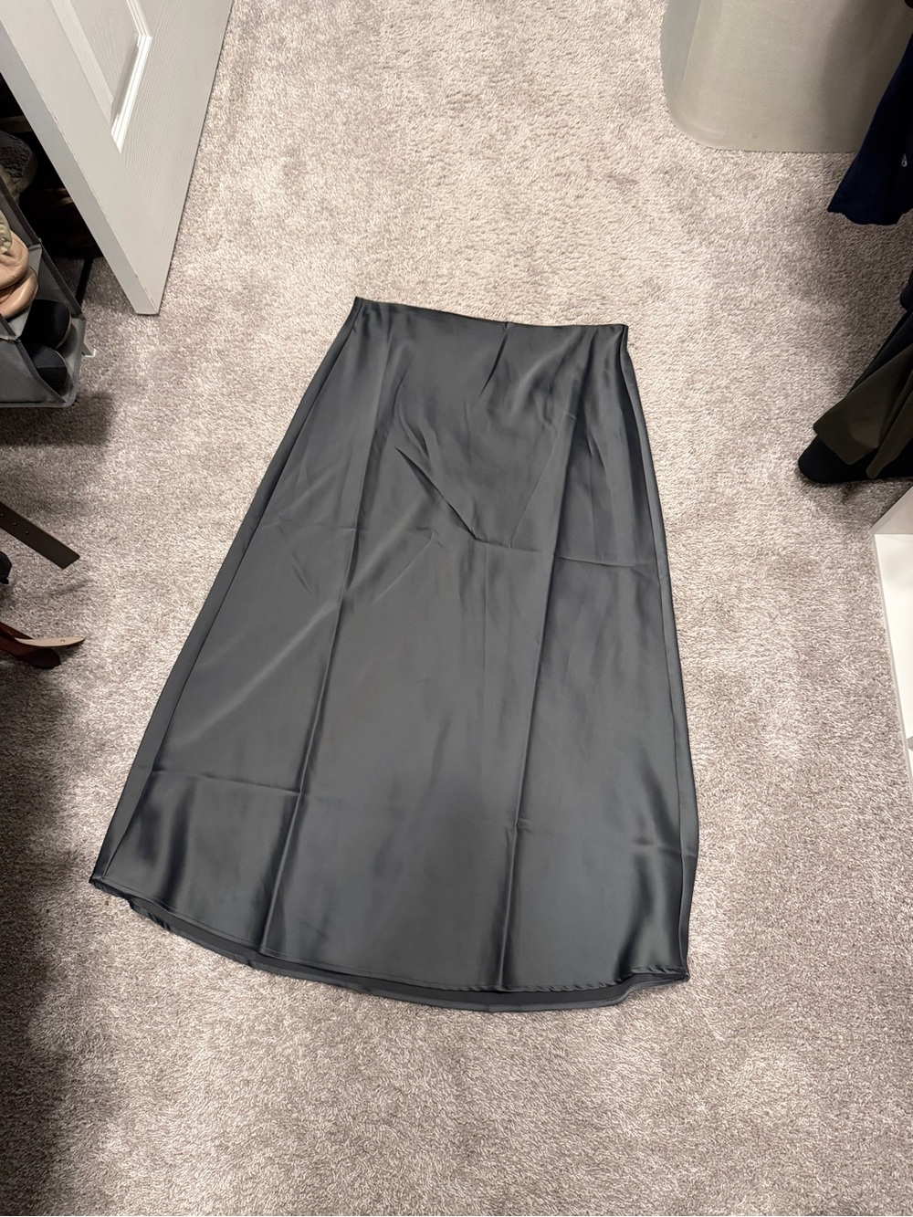 NWT American Tall Satin Skirt